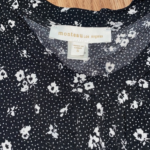 Women’s Blouse - Picture 2 of 4